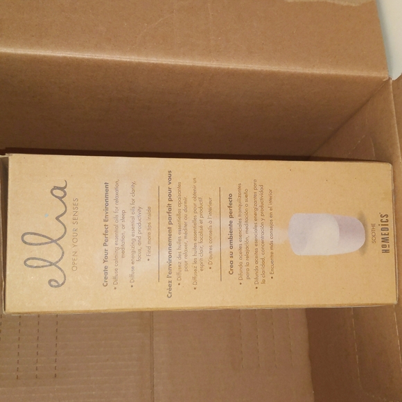 Ellia Porcelain Aroma Diffuser New essential oil starter kit Included) - Picture 4 of 4